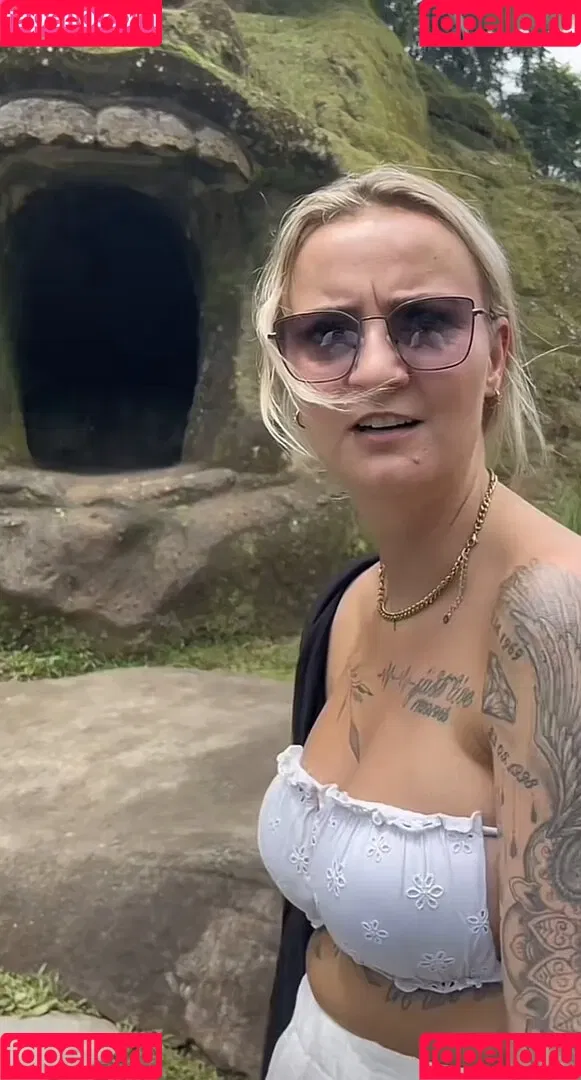 Laberrhababer Sarah Onlyfans Photo Gallery 