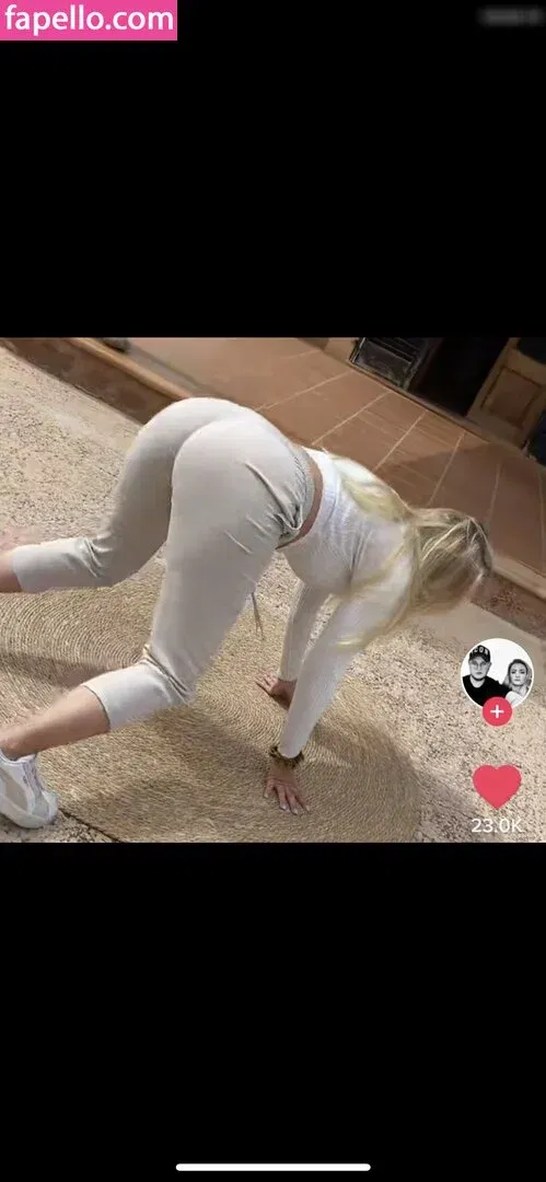 Laberrhababer Sarah Onlyfans Photo Gallery 