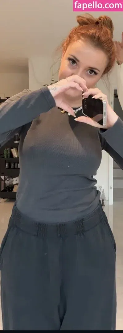 Laberrhababer Sarah Onlyfans Photo Gallery 