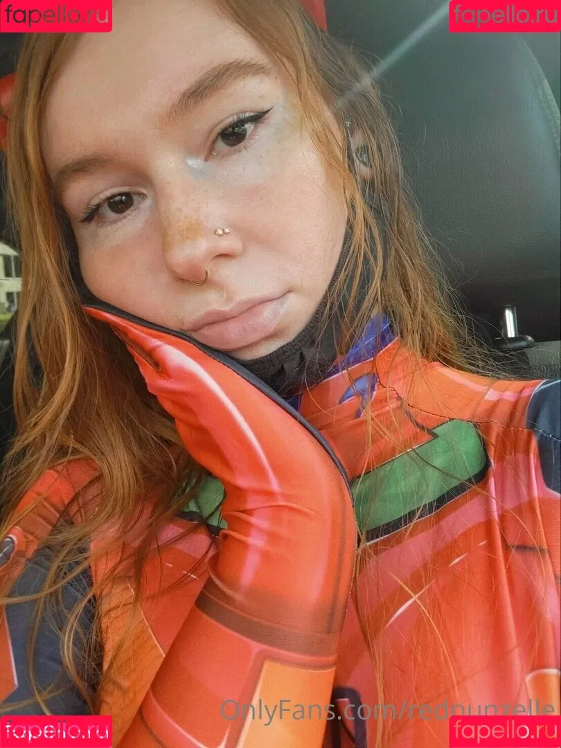 redpunzelle Onlyfans Photo Gallery 
