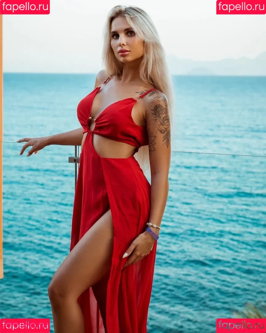 KinkySophiee Onlyfans Photo Gallery 