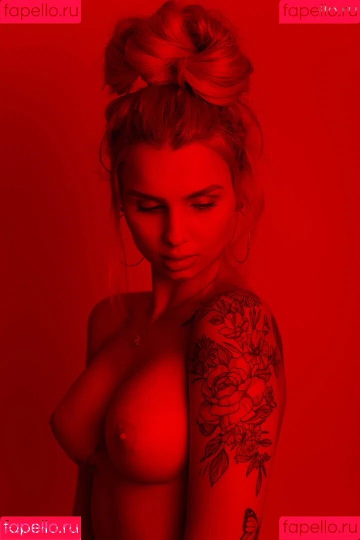 KinkySophiee Onlyfans Photo Gallery 
