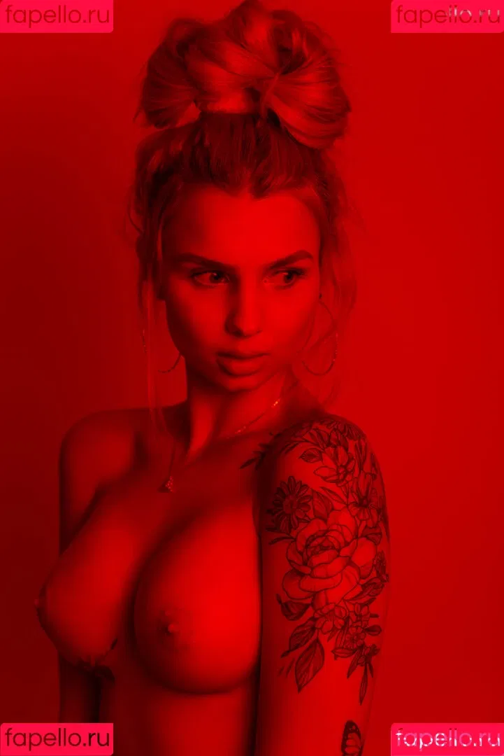 KinkySophiee Onlyfans Photo Gallery 