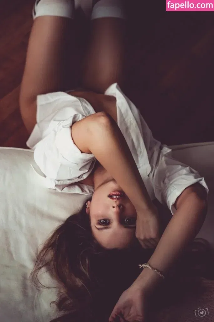 KinkySophiee Onlyfans Photo Gallery 