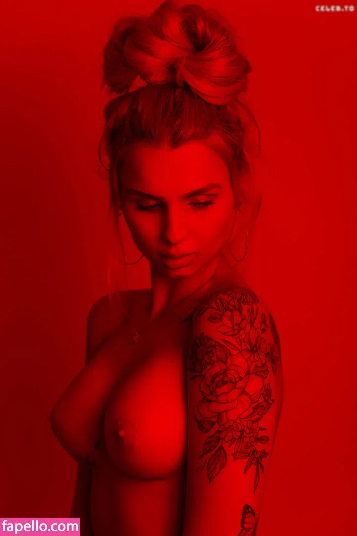 KinkySophiee Onlyfans Photo Gallery 