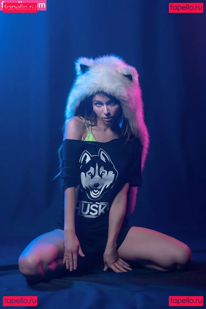 Nancy PlayBetter Onlyfans Photo Gallery 