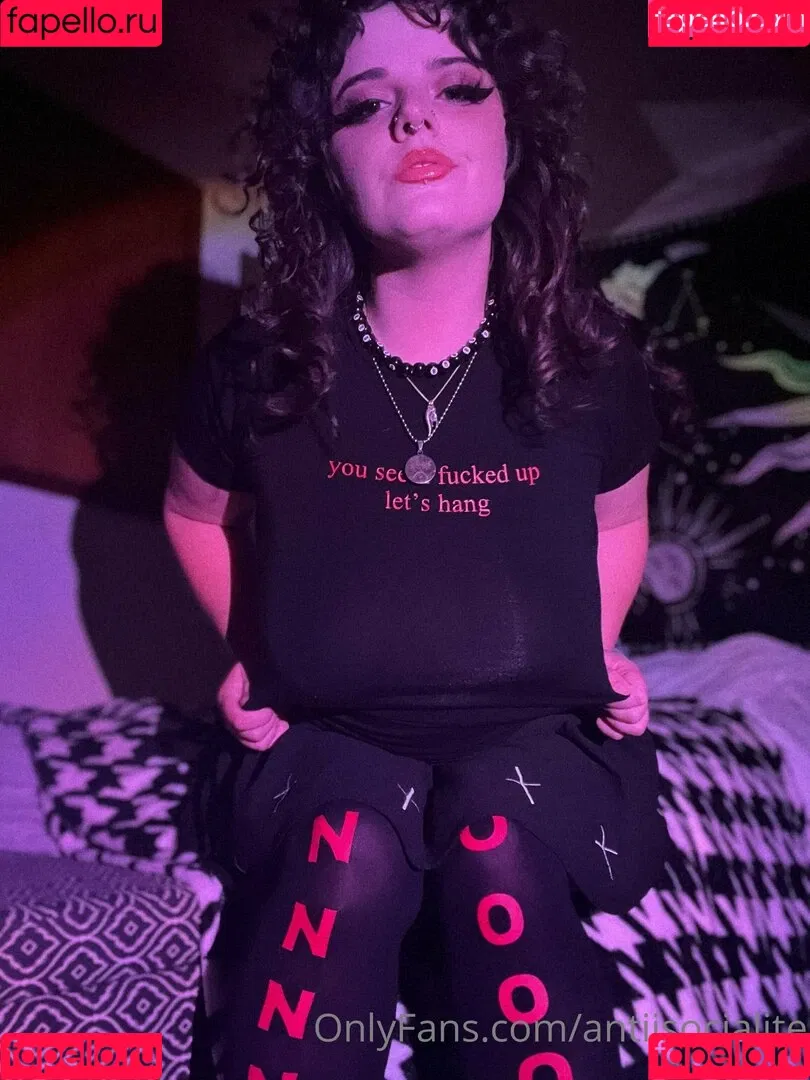 antiisocialite Onlyfans Photo Gallery 