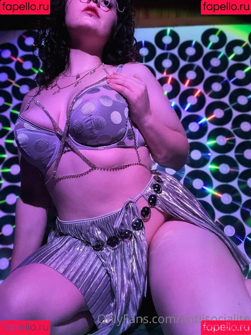 antiisocialite Onlyfans Photo Gallery 