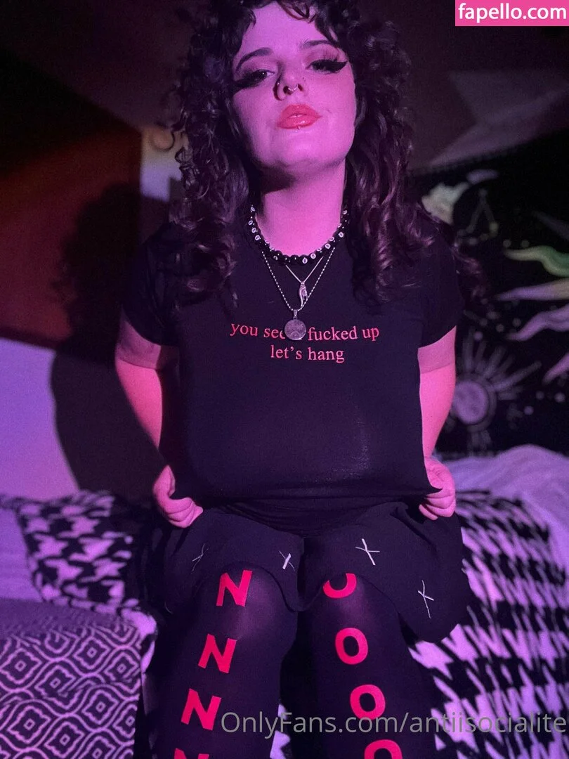 antiisocialite Onlyfans Photo Gallery 