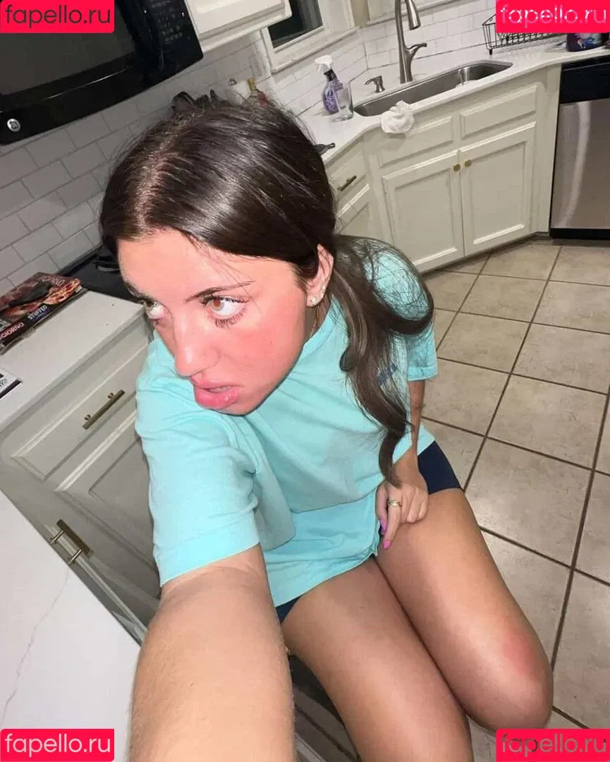 Lara Juicy Onlyfans Photo Gallery 