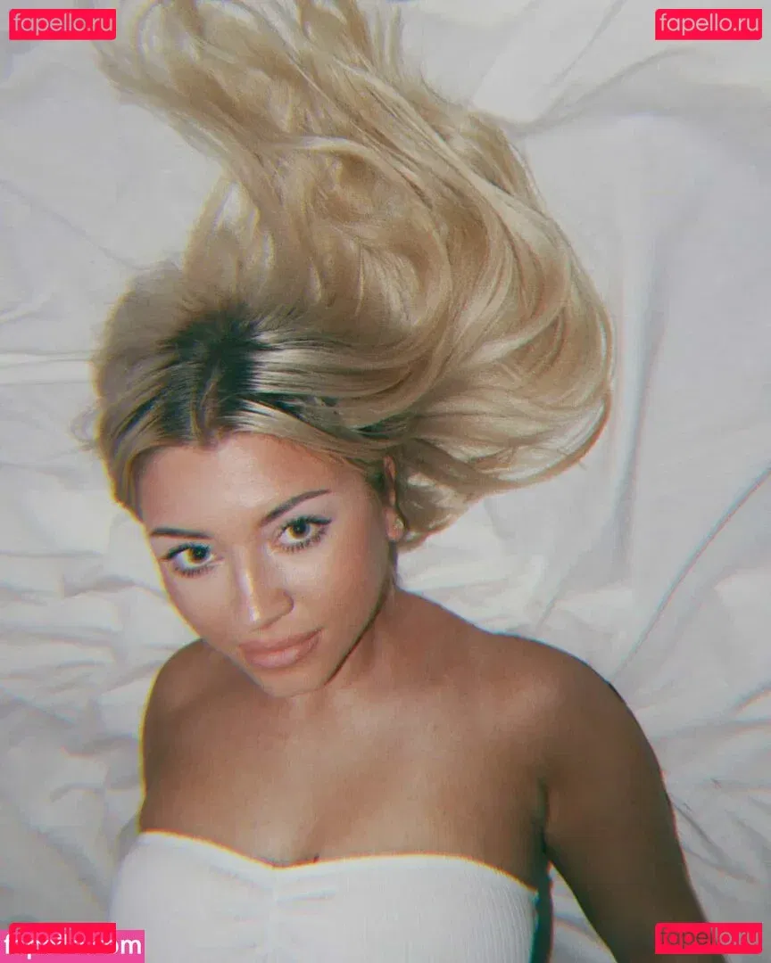 Lara Juicy Onlyfans Photo Gallery 