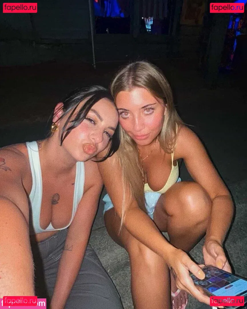 Lara Juicy Onlyfans Photo Gallery 