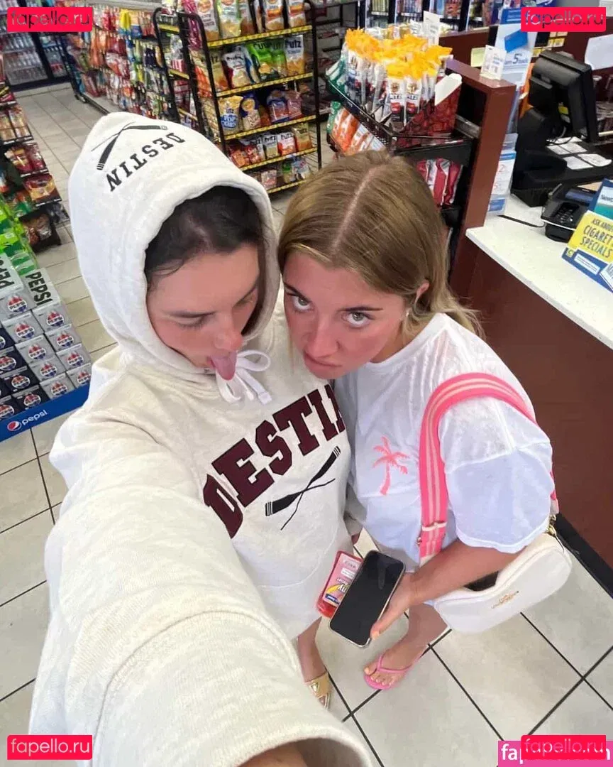 Lara Juicy Onlyfans Photo Gallery 