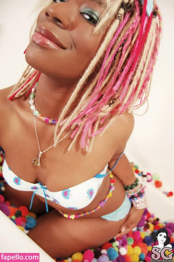 Yoyo Onlyfans Photo Gallery 