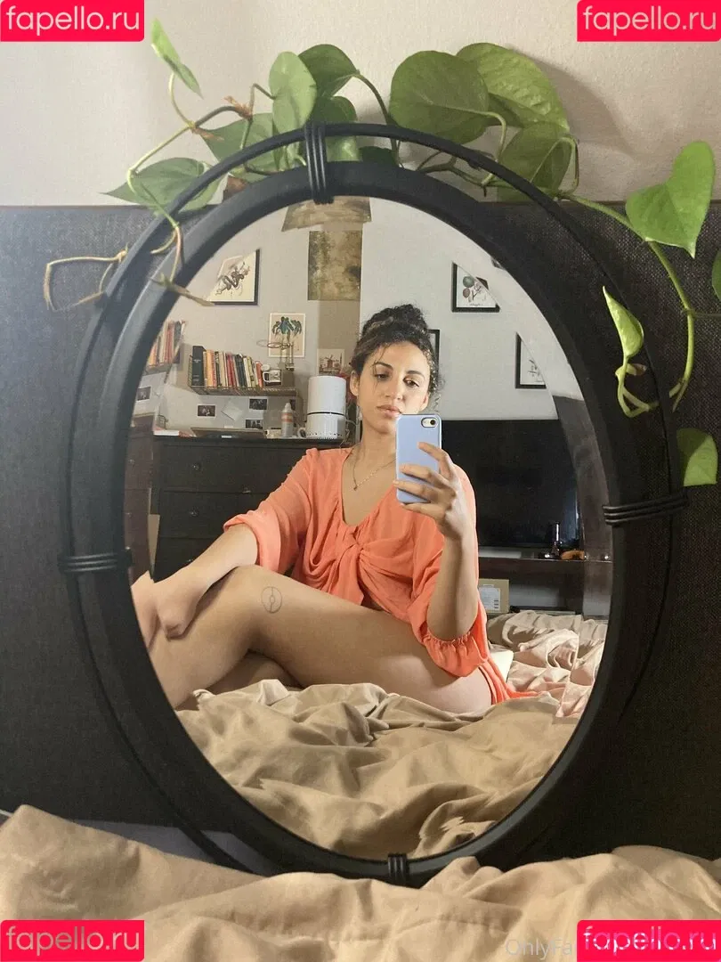 t4ych4 Onlyfans Photo Gallery 