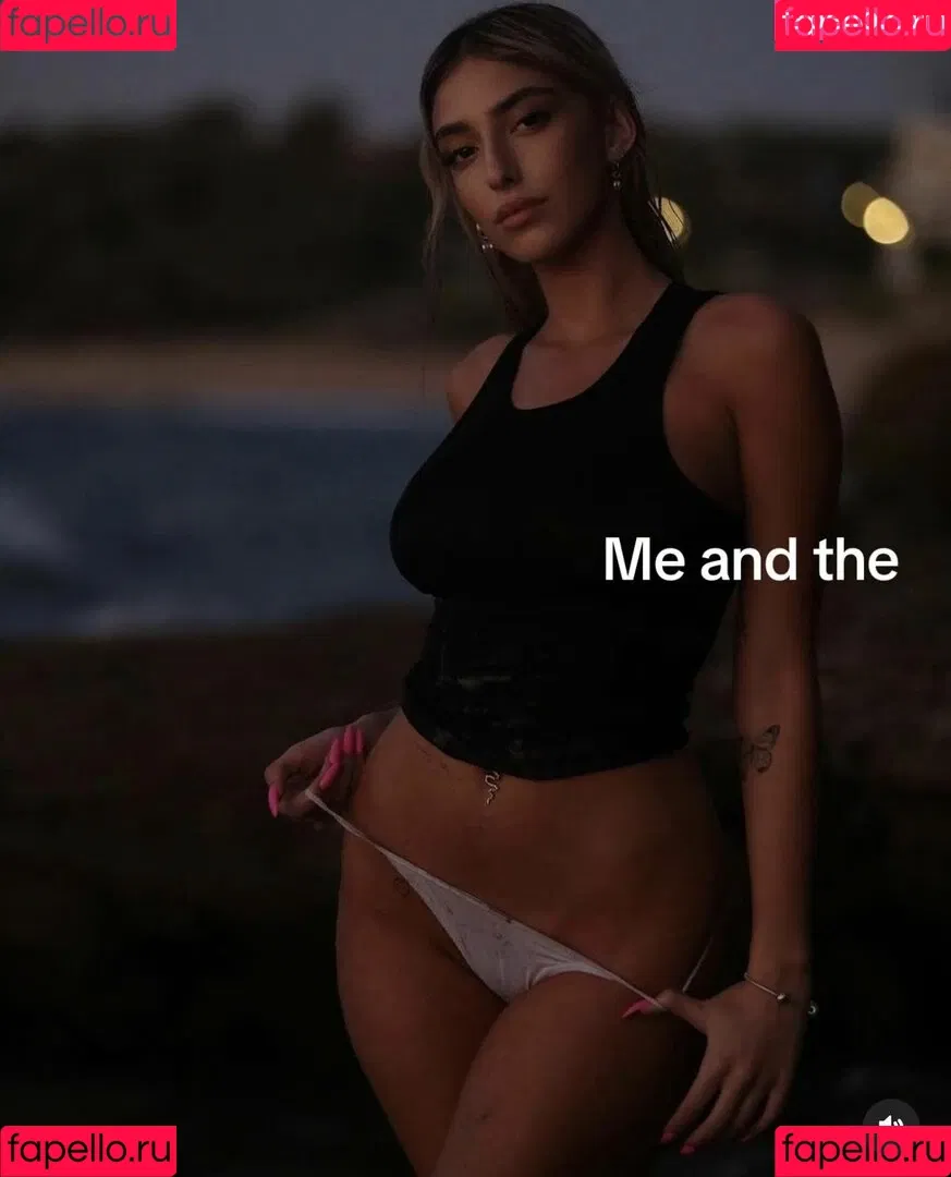 May Arev Onlyfans Photo Gallery 