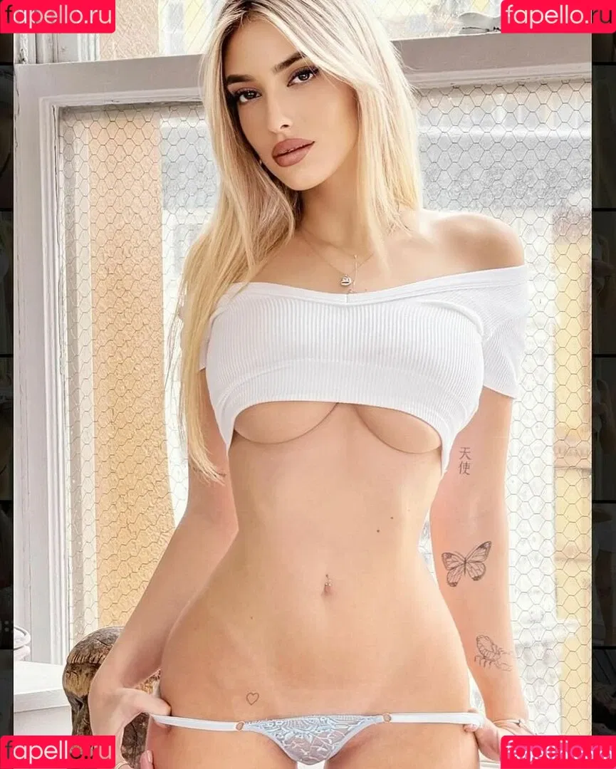 May Arev Onlyfans Photo Gallery 
