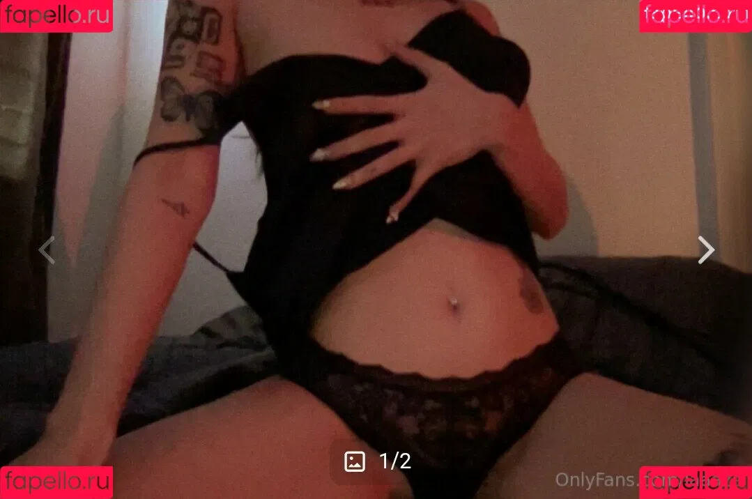 ashleyschaffino Onlyfans Photo Gallery 
