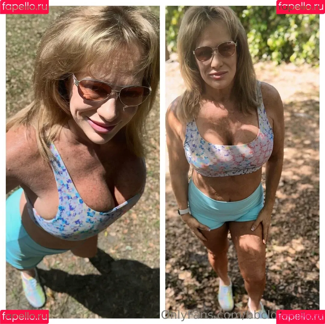 bbcloveslana Onlyfans Photo Gallery 