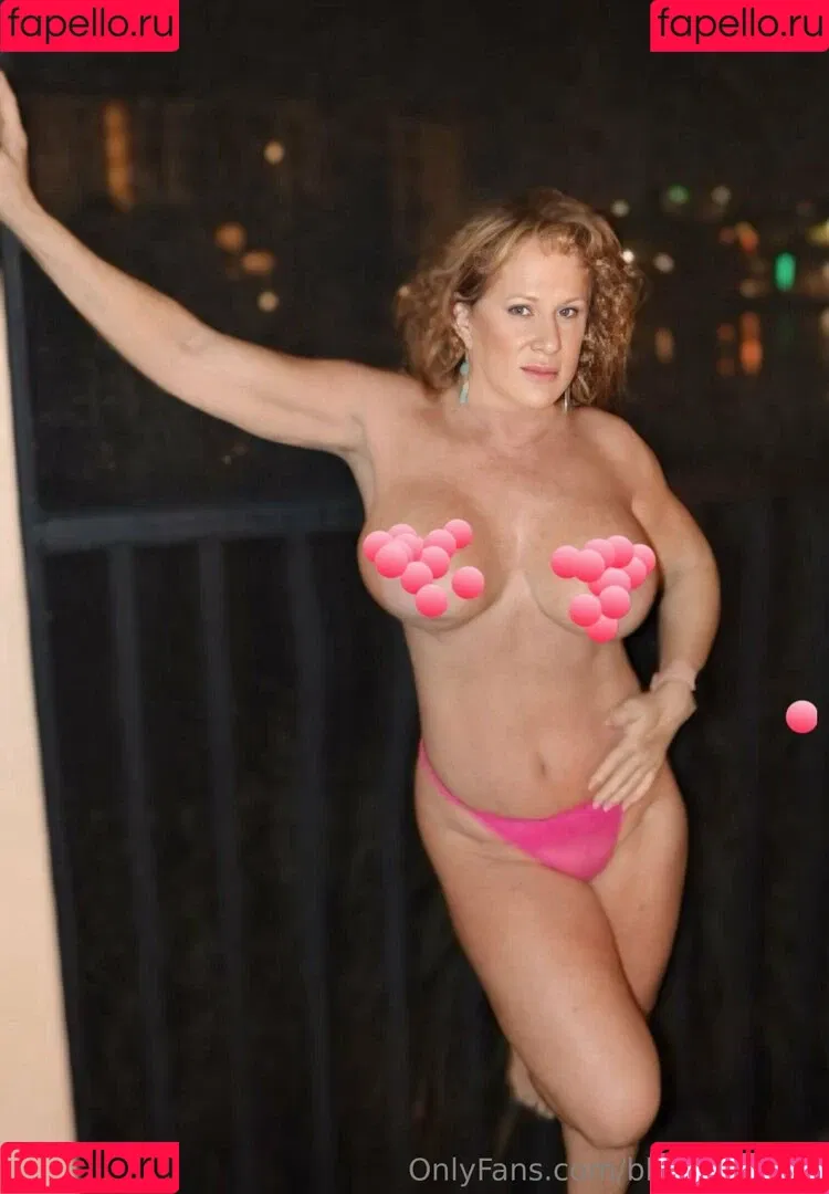 bbcloveslana Onlyfans Photo Gallery 