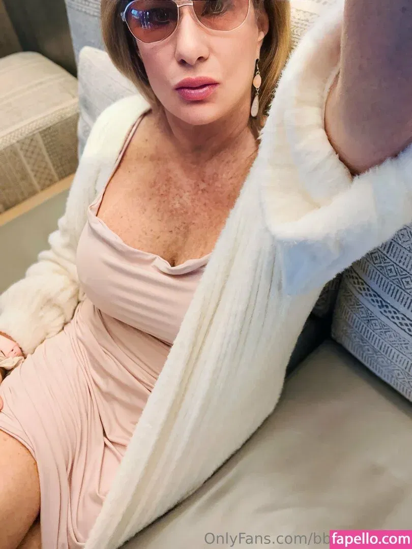 bbcloveslana Onlyfans Photo Gallery 