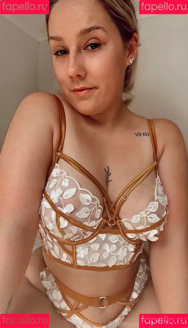 Hannah Buethke Onlyfans Photo Gallery 