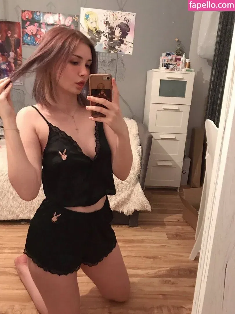 Request Kyermi/Lyreami Onlyfans Photo Gallery 