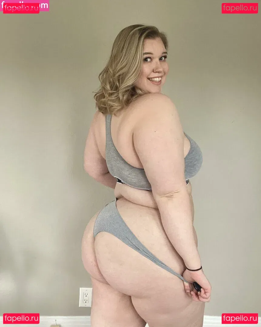 Littlecurly Onlyfans Photo Gallery 