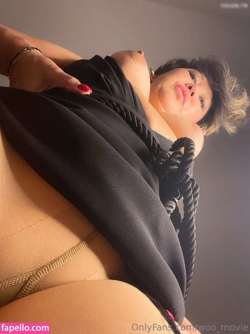 Julia Woo Onlyfans Photo Gallery 