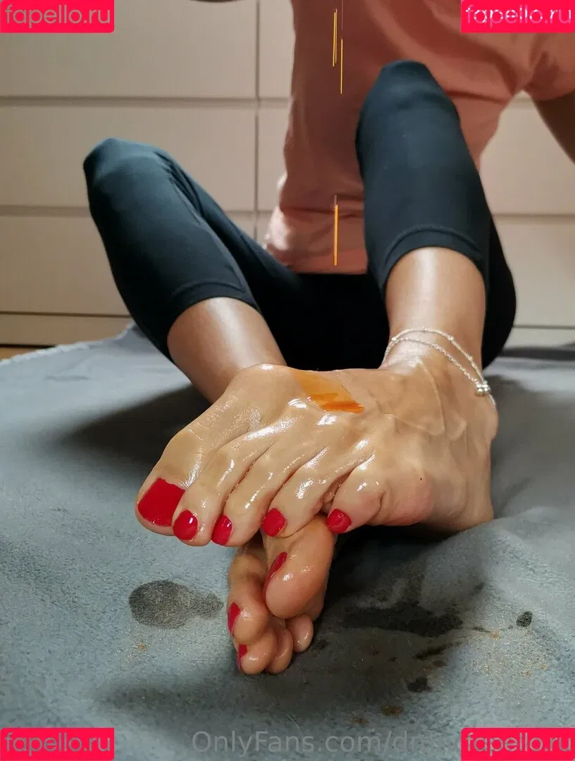 dmndfeetexc Onlyfans Photo Gallery 