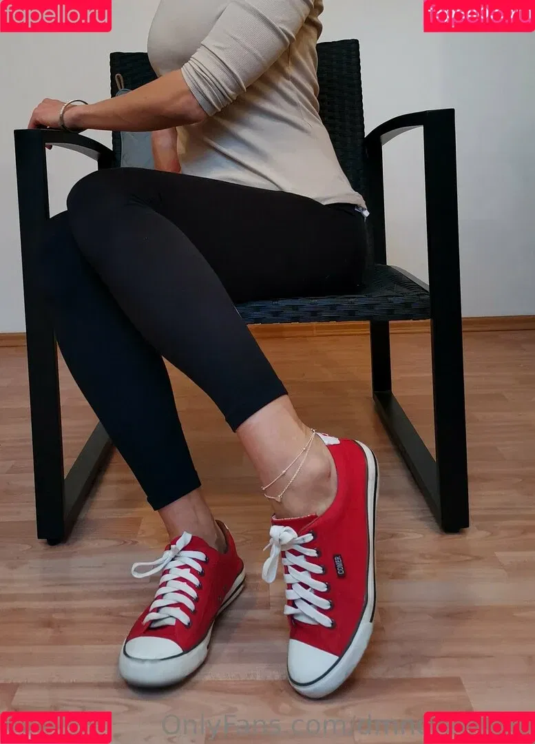 dmndfeetexc Onlyfans Photo Gallery 