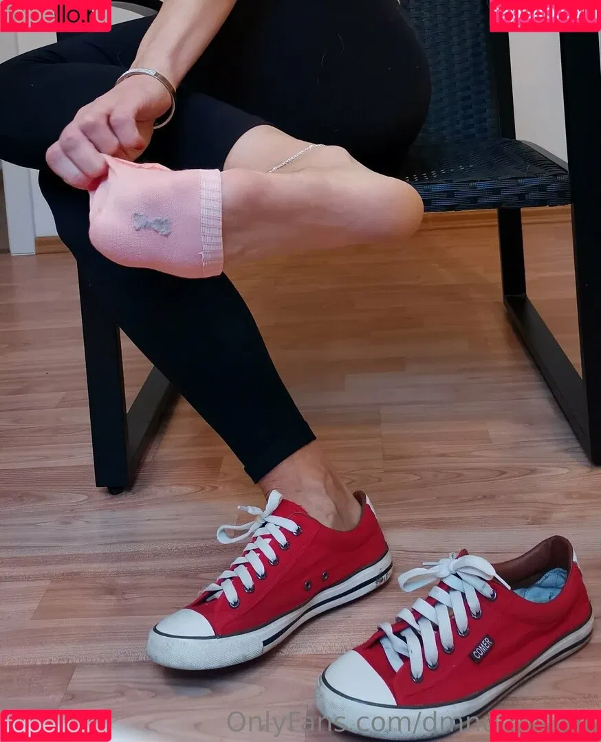 dmndfeetexc Onlyfans Photo Gallery 