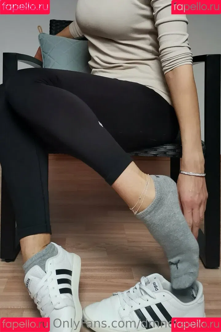 dmndfeetexc Onlyfans Photo Gallery 