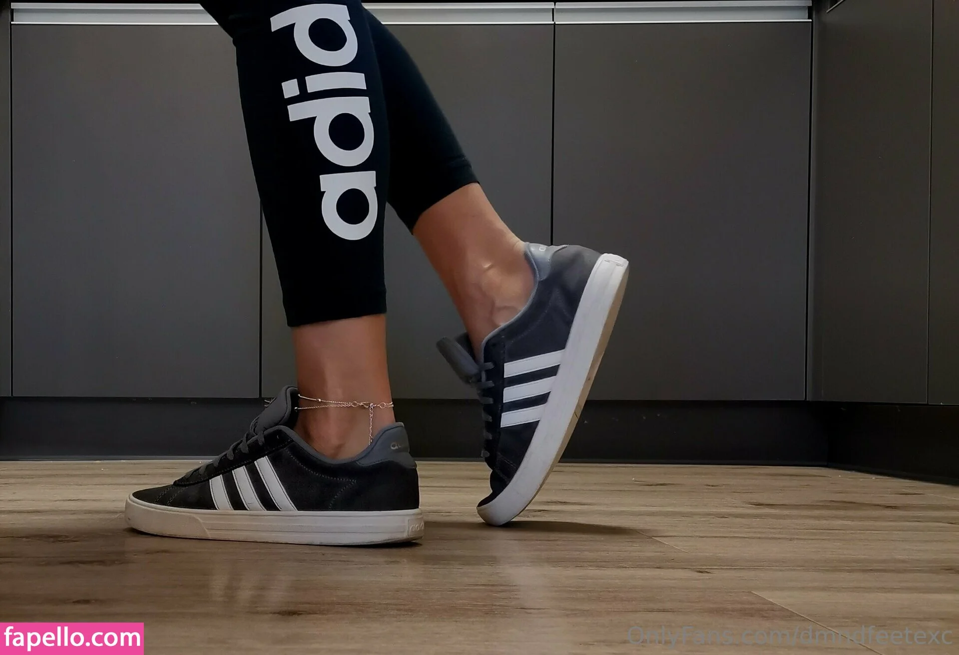 dmndfeetexc Onlyfans Photo Gallery 