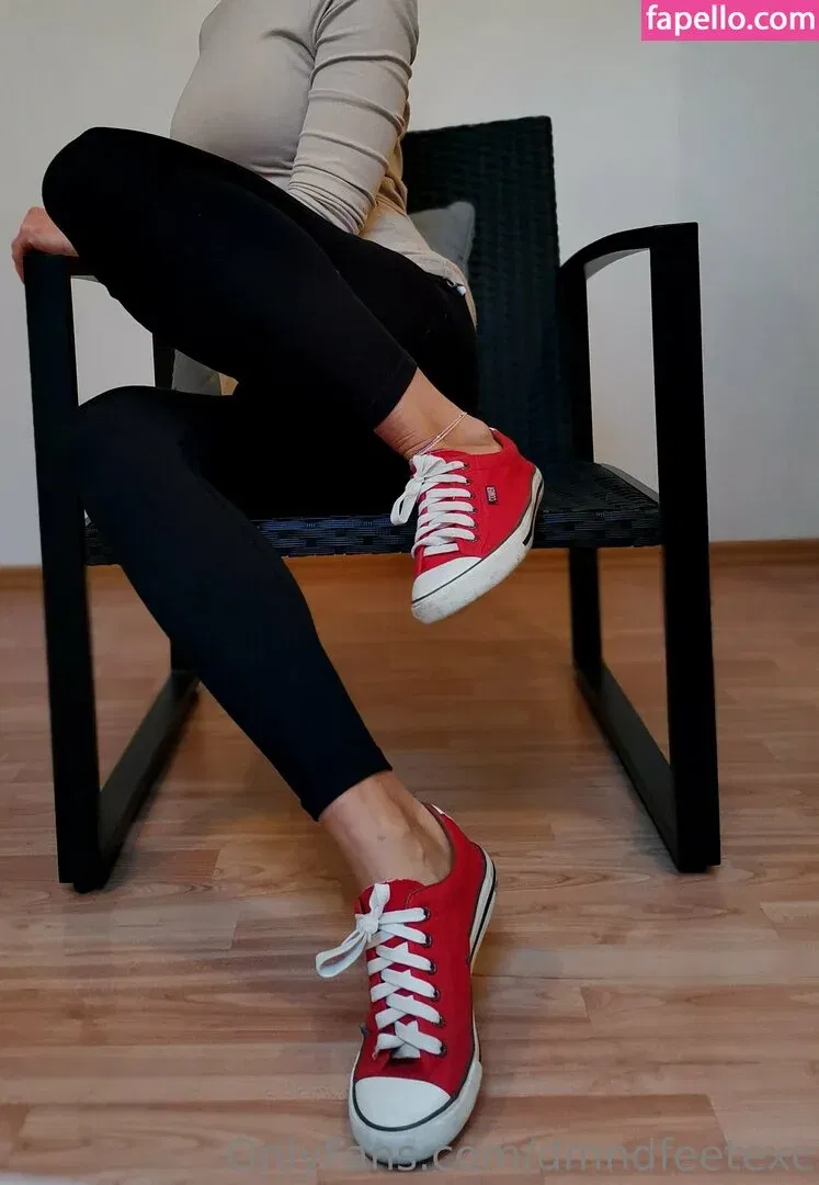 dmndfeetexc Onlyfans Photo Gallery 