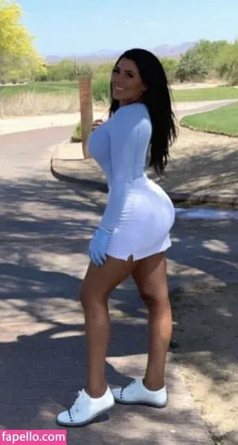 Nikki Waka Onlyfans Photo Gallery 