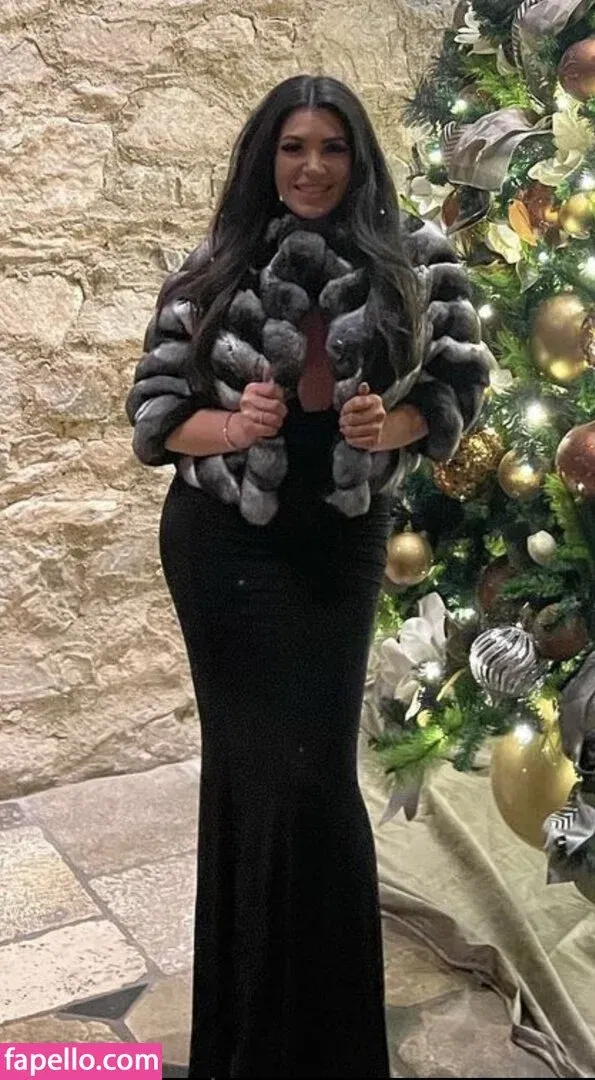 Nikki Waka Onlyfans Photo Gallery 