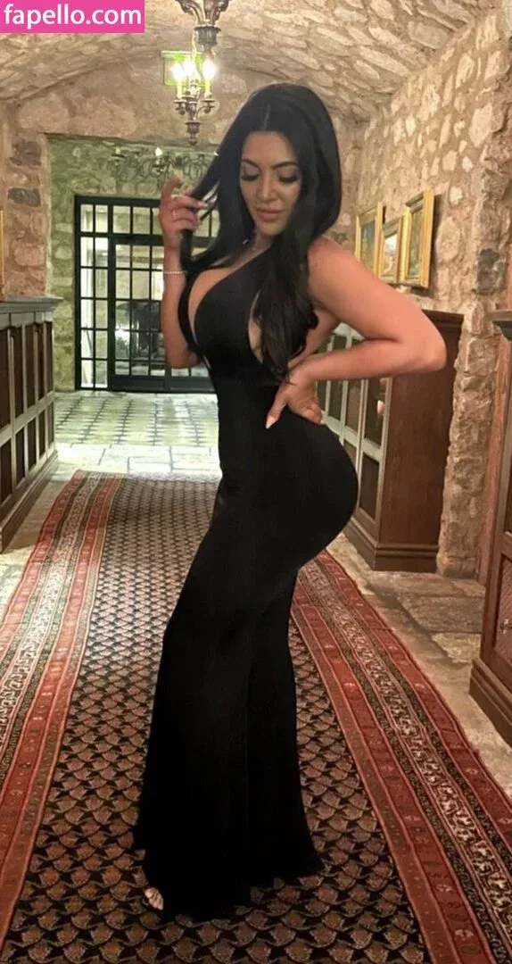 Nikki Waka Onlyfans Photo Gallery 