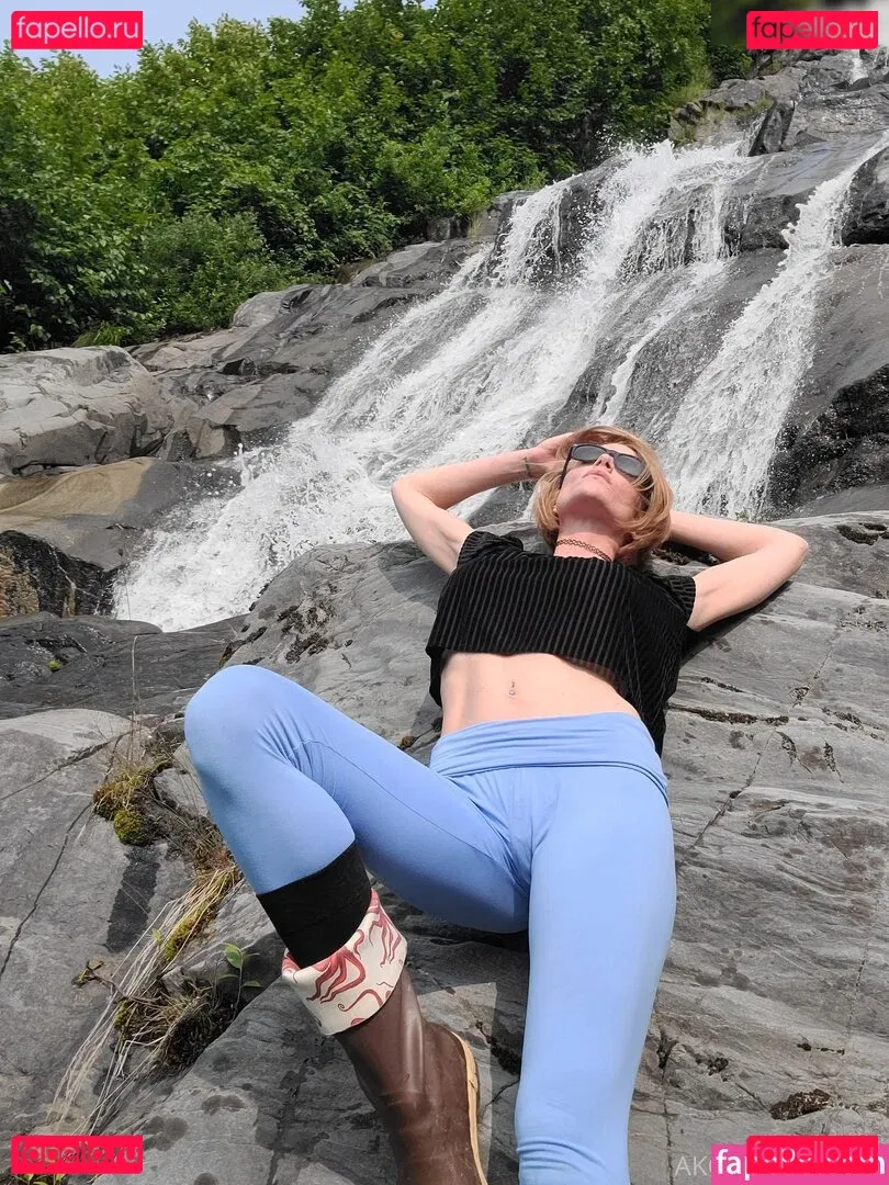 Akgingersnaps Onlyfans Photo Gallery 