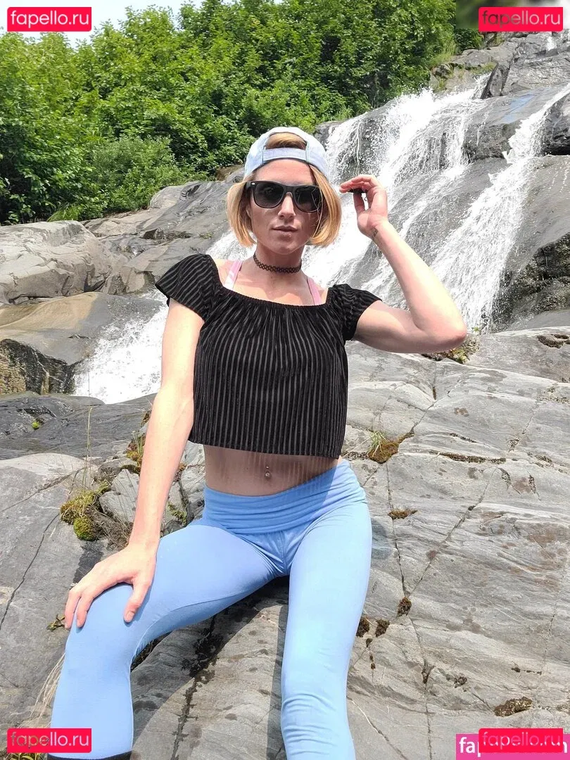 Akgingersnaps Onlyfans Photo Gallery 