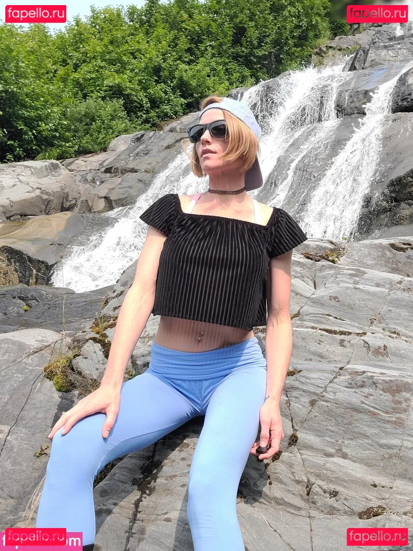 Akgingersnaps Onlyfans Photo Gallery 