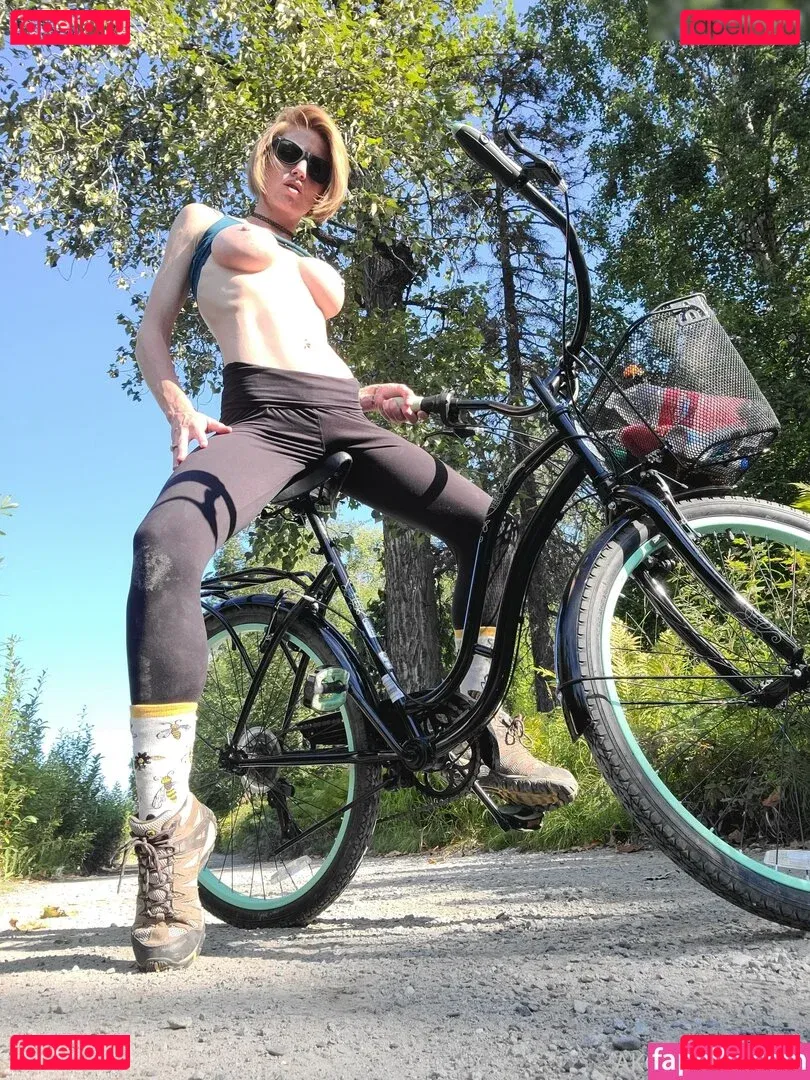 Akgingersnaps Onlyfans Photo Gallery 