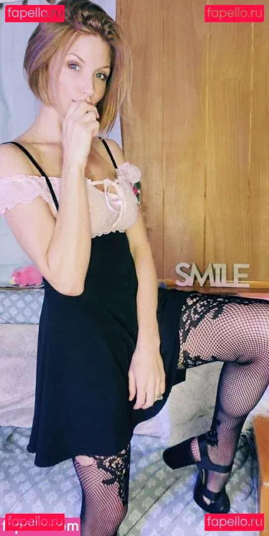 Akgingersnaps Onlyfans Photo Gallery 