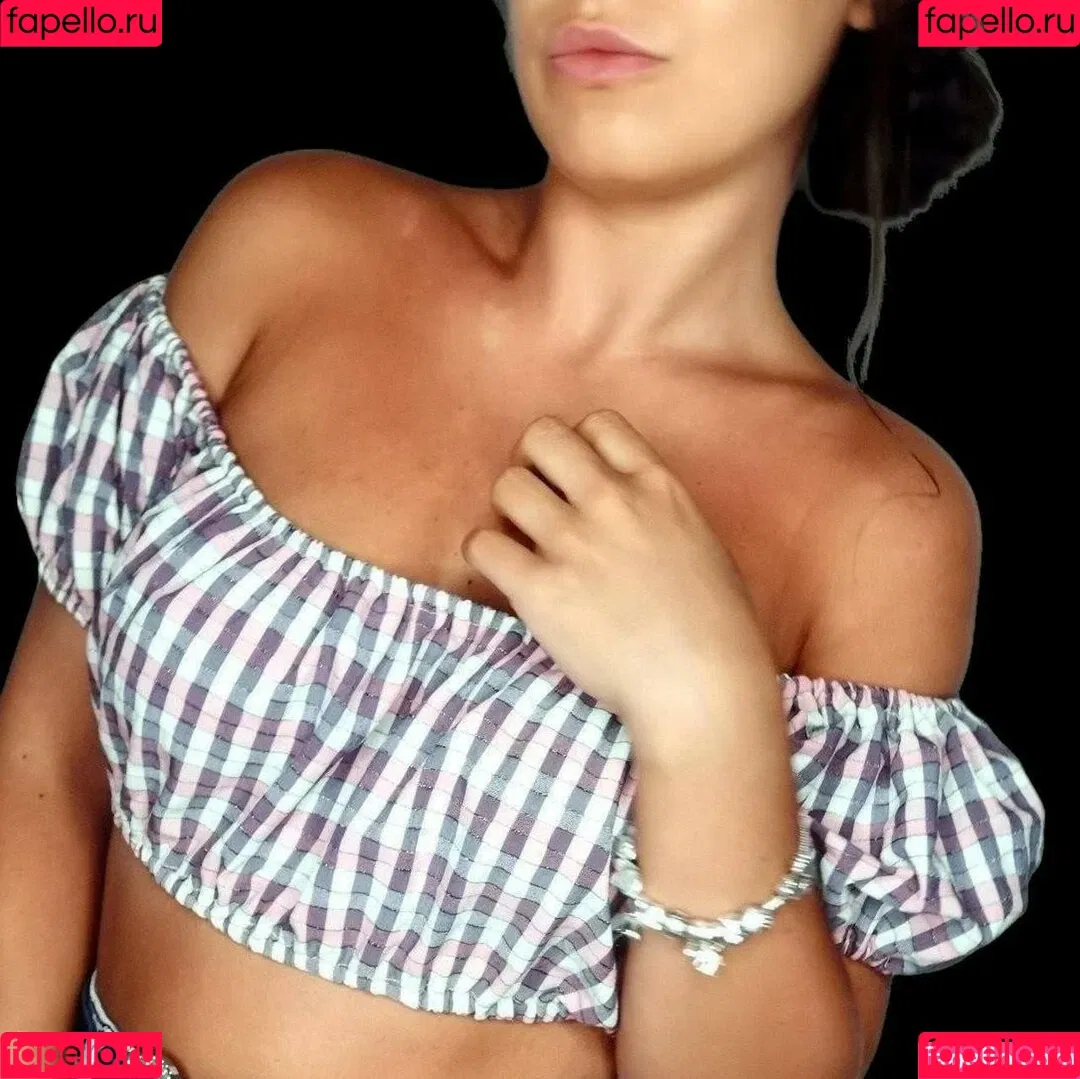 Georgina Catherine Onlyfans Photo Gallery 