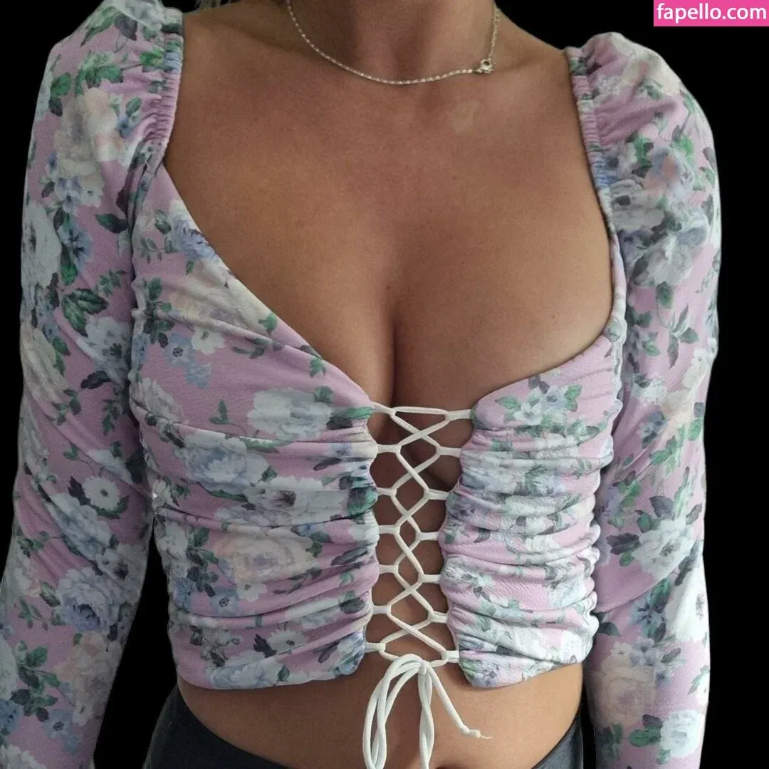 Georgina Catherine Onlyfans Photo Gallery 