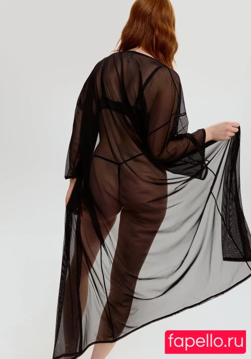 Thali Bouchard Onlyfans Photo Gallery 