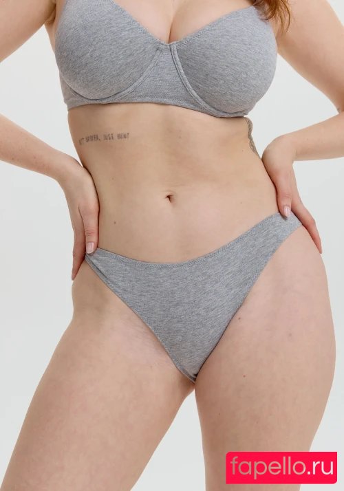 Thali Bouchard Onlyfans Photo Gallery 