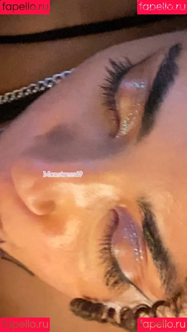 tellyplusone Onlyfans Photo Gallery 