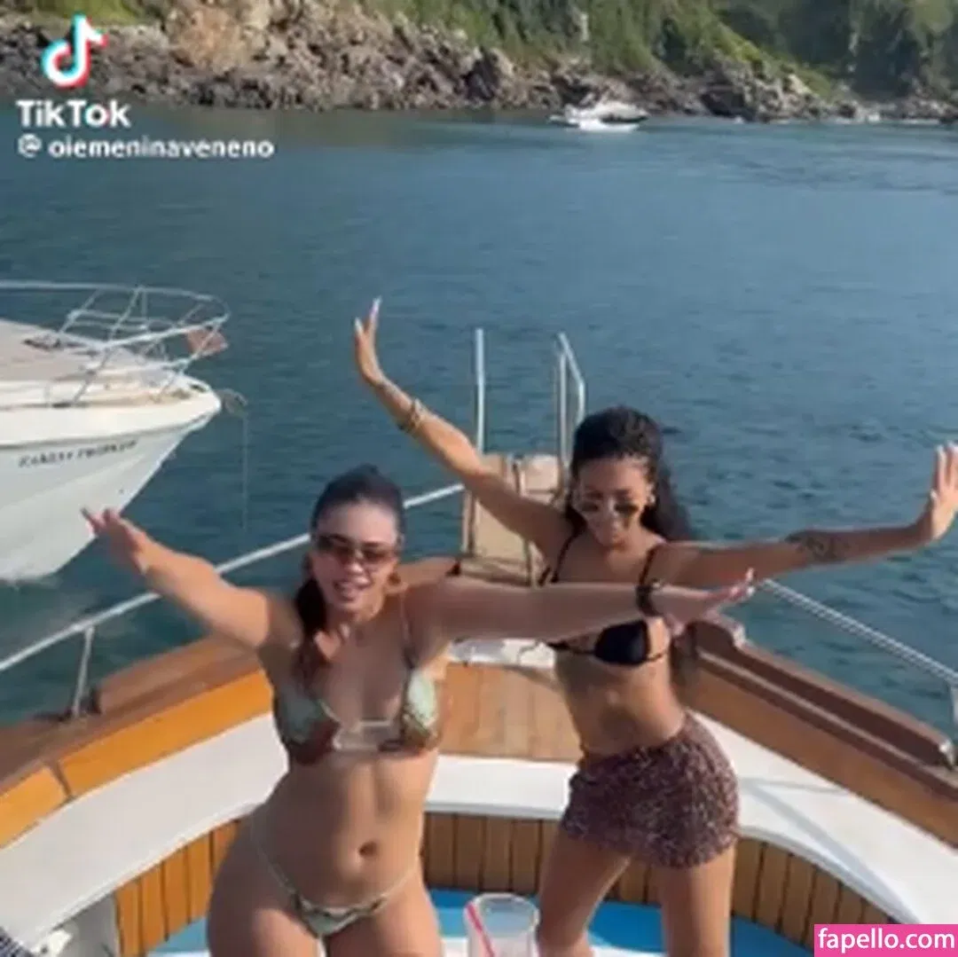 Menina Veneno Onlyfans Photo Gallery 