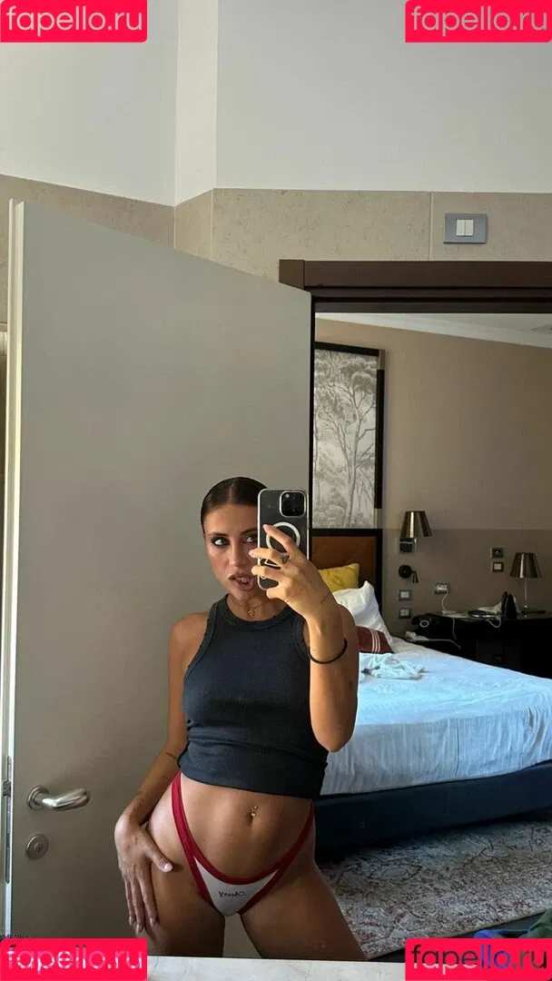 mynameisfrancescabiella Onlyfans Photo Gallery 